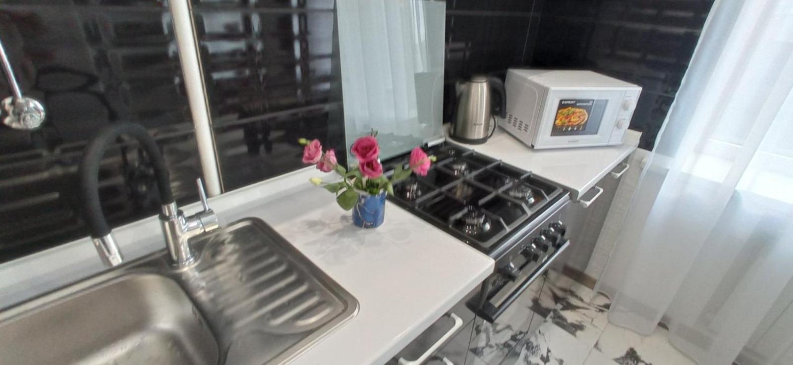 Жд Вокзал И Авто 1 Кв Евро Apartment นิปโปร ภายนอก รูปภาพ