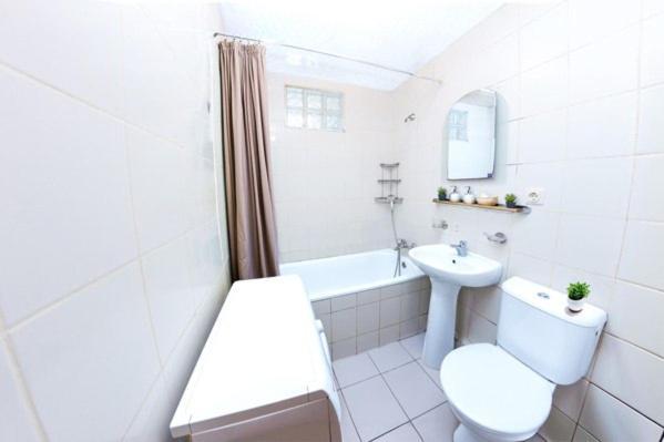 Жд Вокзал И Авто 1 Кв Евро Apartment นิปโปร ภายนอก รูปภาพ